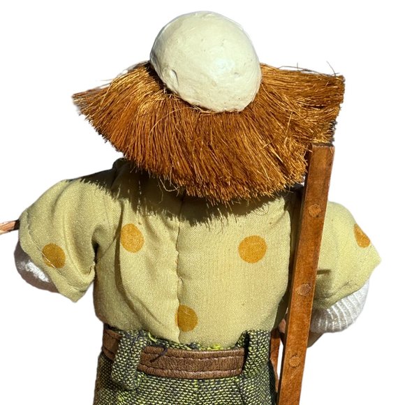 VINTAGE HANDMADE "MR. CLOWN THE APPLE PICKER"  (EUC) - Picture 4 of 6